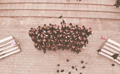 (精选)毕业生自我鉴定