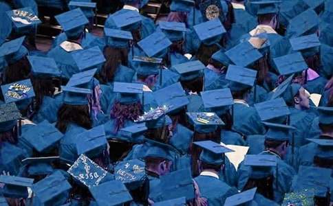 精选应届毕业生自荐信范文集合6篇