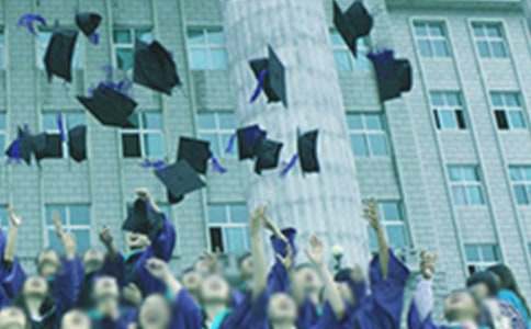 (合集)毕业生自我鉴定