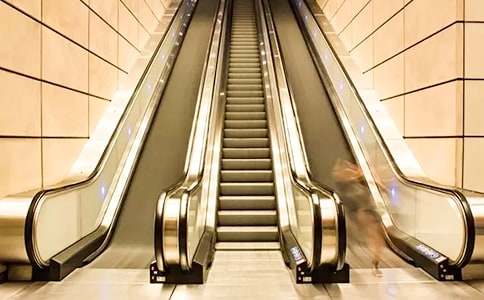 �����Բ鱨��