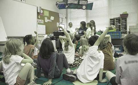 应聘教师求职自荐信