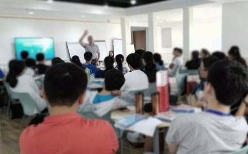 小学科学三年级上册《猜猜我是谁》教学设计