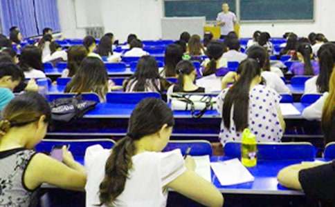 小学生期中考试总结13篇