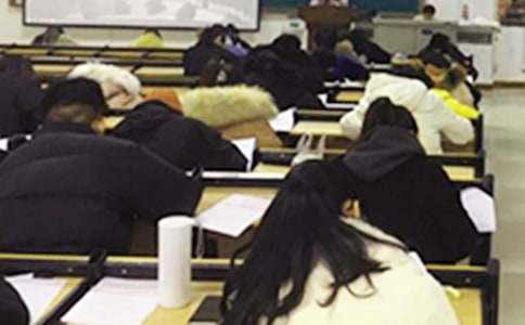 实用的期中考试的作文300字集锦九篇