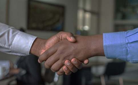 ���ر������ͻ��ĸ�л����ƪ