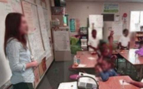 【精选】四年级的老师的作文4篇