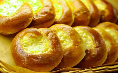 小班美术《烤面包》优秀说课稿