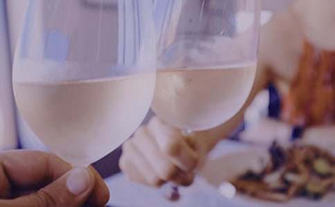 ��Ĭ��Ц�������ҽ���3ƪ