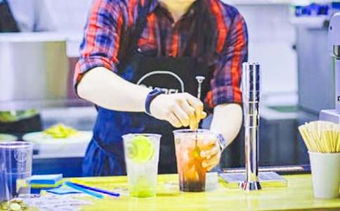 ����Ա��ת�����Ҽ���