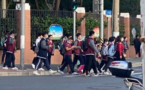 中学生自我鉴定(15篇)